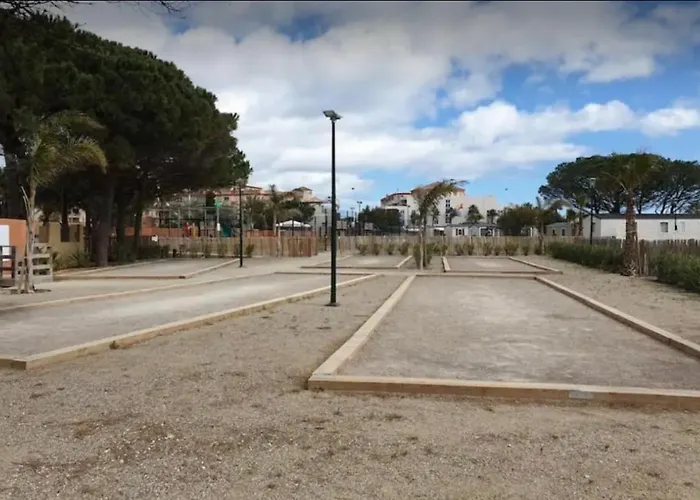 Mobil-home 5 Personnes Dans Mar Estang 4 Etoiles Avec Acces A La * 卡内